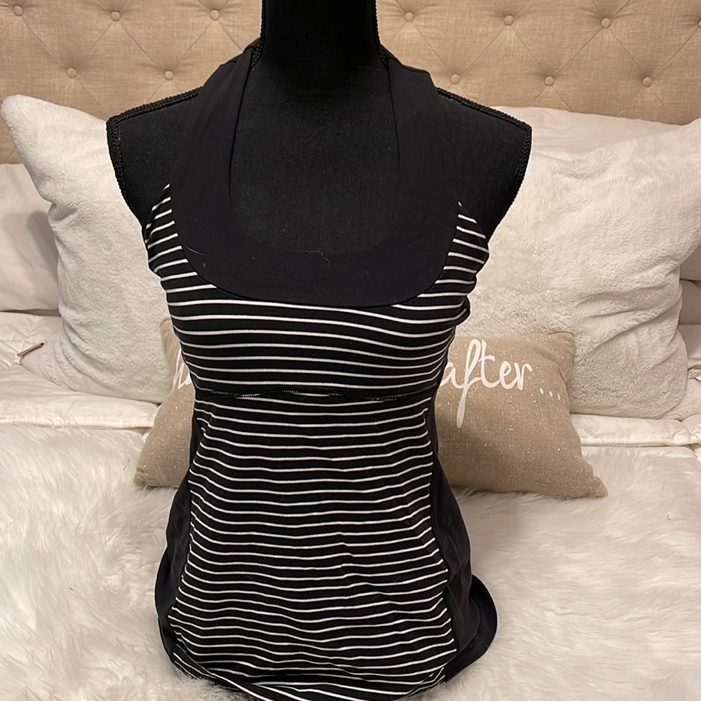 Lulu lemon top
